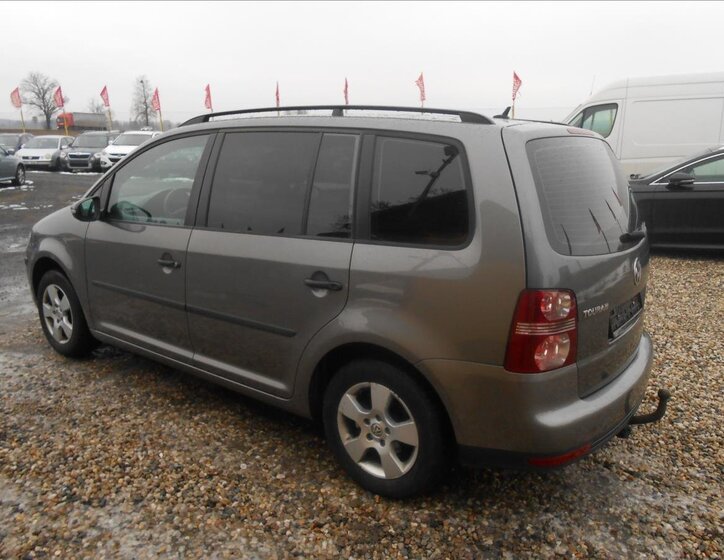 Volkswagen Touran MPV 1,9 l 66 kw