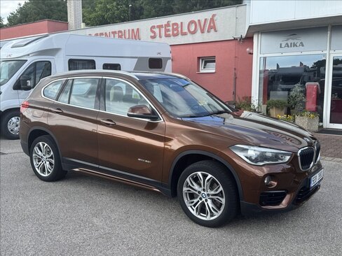 BMW X1 MPV 2,0 l 141 kw