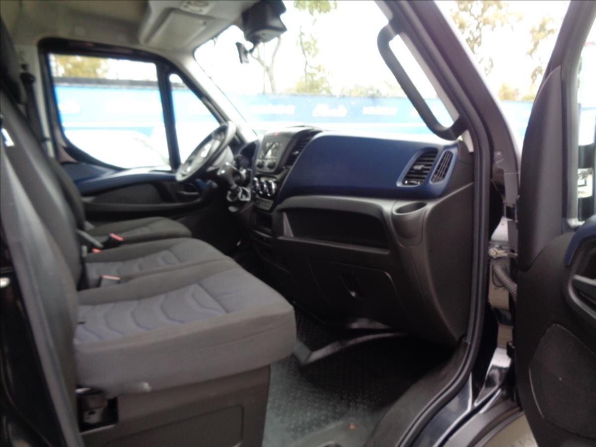 Iveco Daily Valník 3,0 l 132 kw