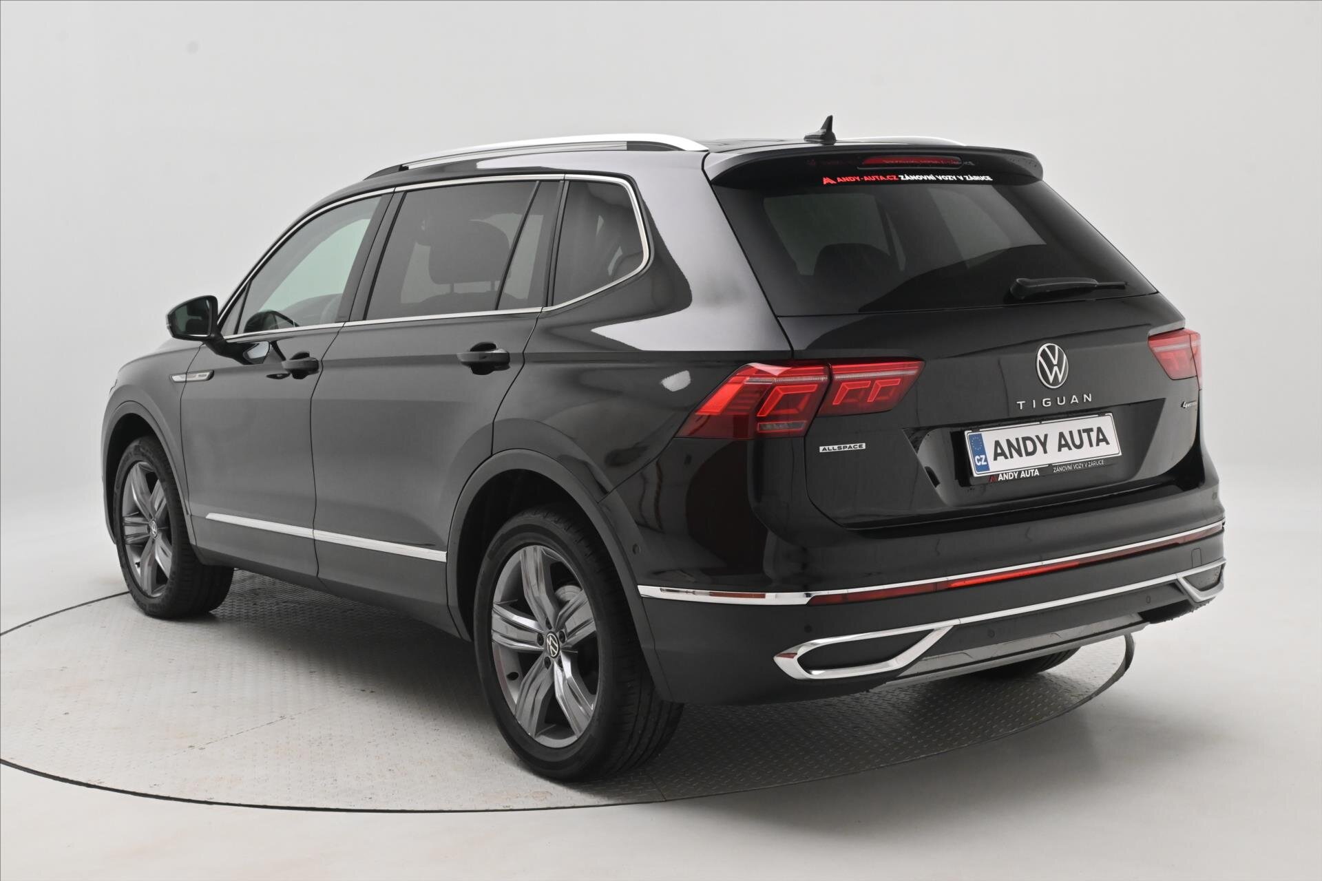 Volkswagen Tiguan Allspace SUV / Terénní 2,0 l 147 kw