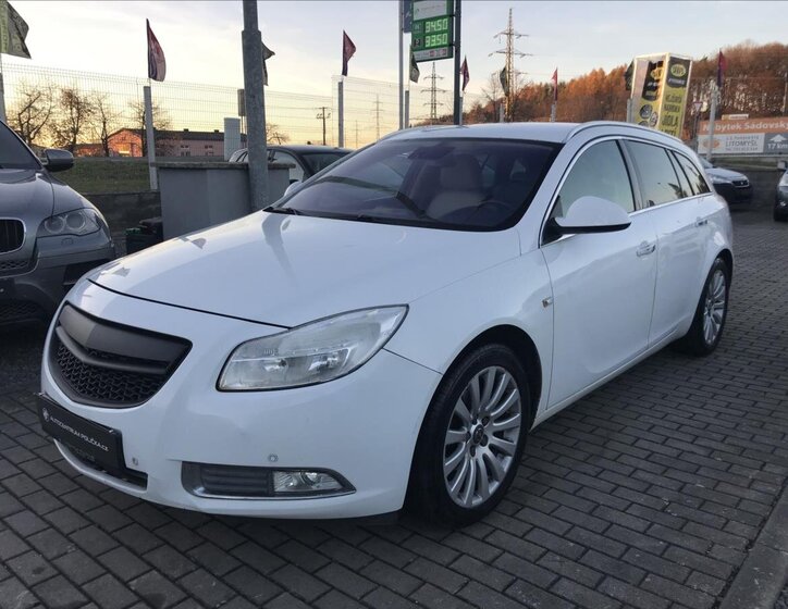 Opel Insignia Kombi 2,0 l 96 kw