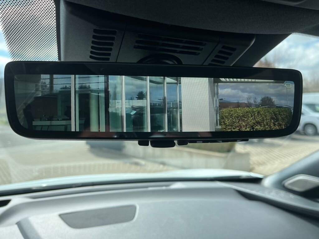 Toyota C-HR SUV / Terénní 2,0 l 145 kw