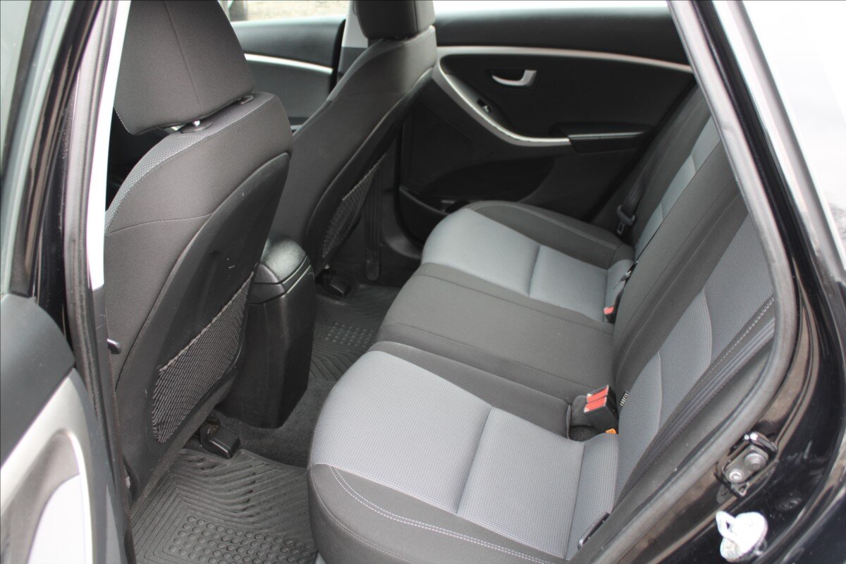 Hyundai i30 Kombi 1,6 l 88 kw