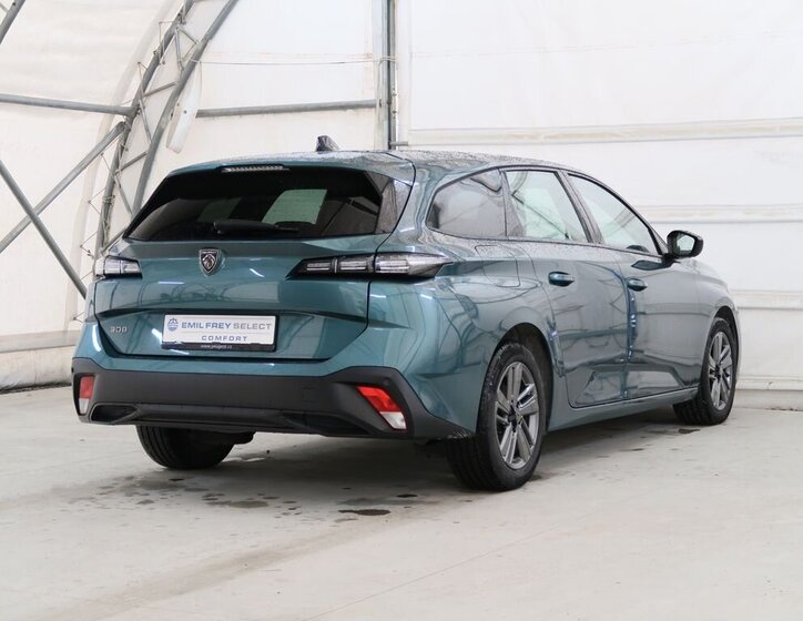 Peugeot 308 Kombi 1,5 l 96 kw