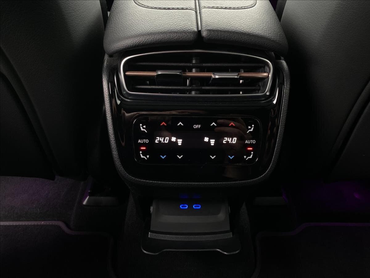 Mercedes-Benz EQE SUV / Terénní 0,0 300 kw