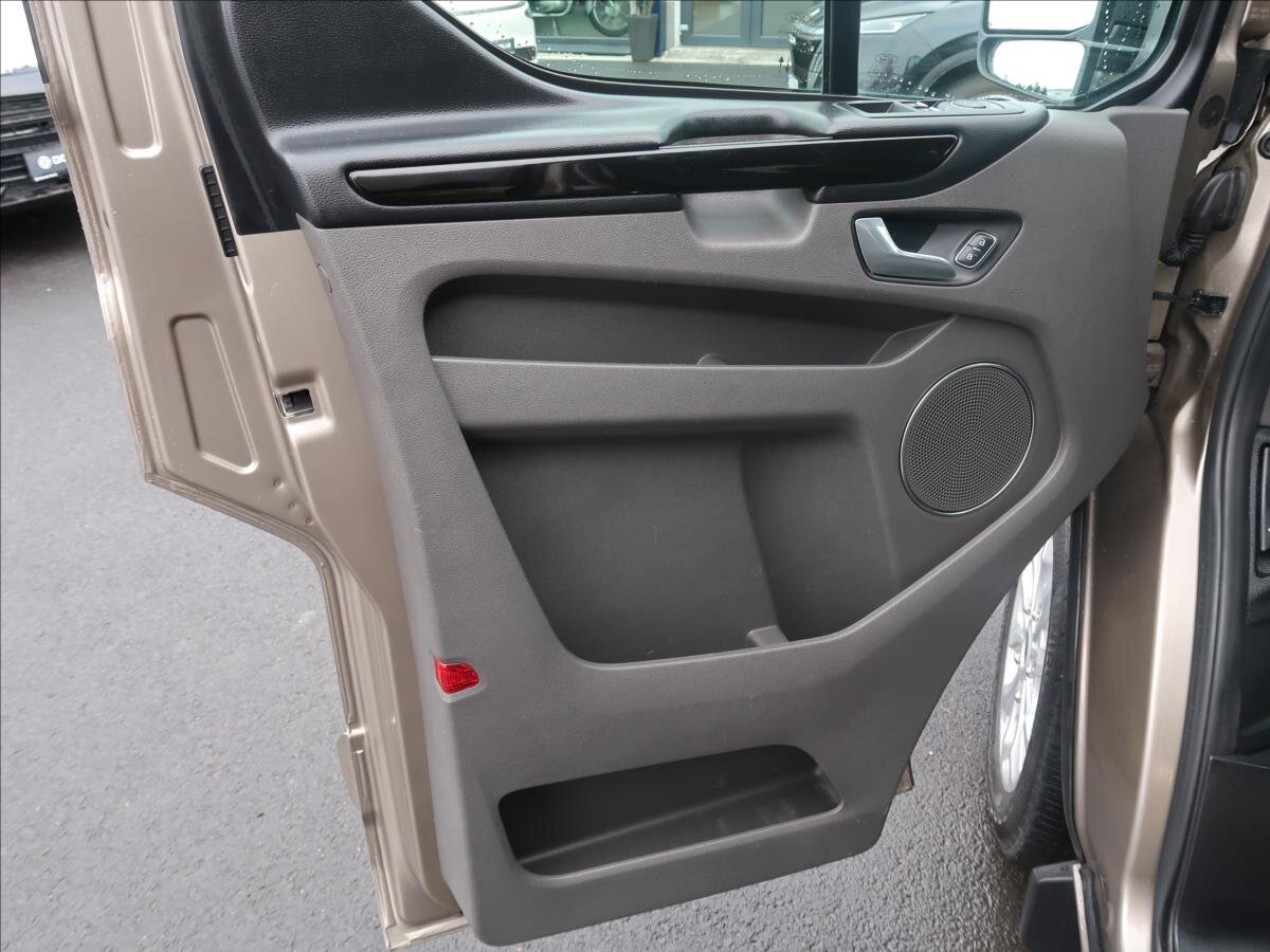 Ford Tourneo Custom Ostatní 2,0 l 136 kw