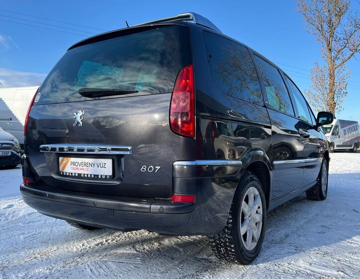 Peugeot 807 5