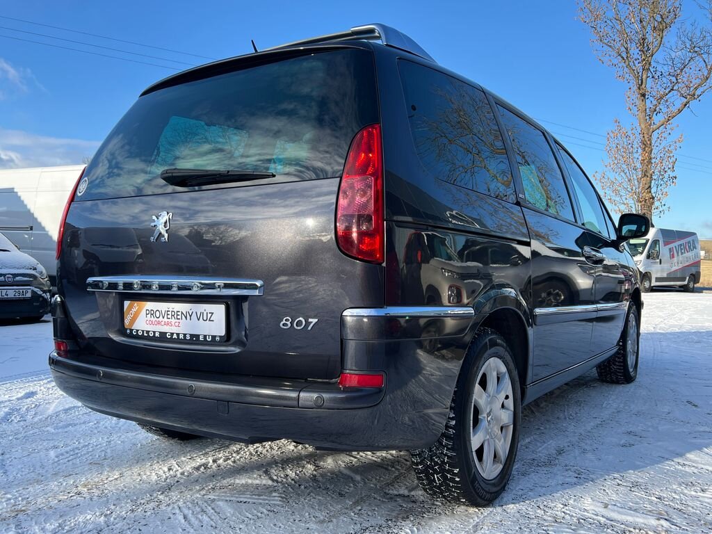 Peugeot 807