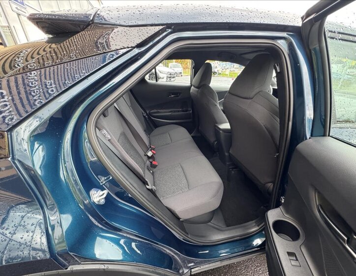 Toyota C-HR Hatchback 1,8 l 72 kw