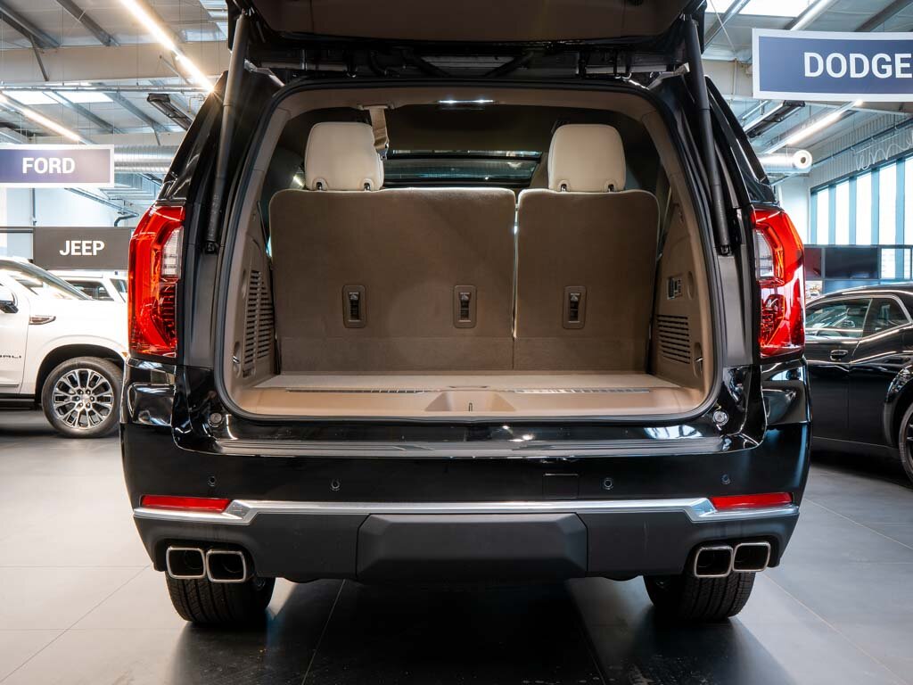 GMC Yukon SUV 6,2 l 313 kw