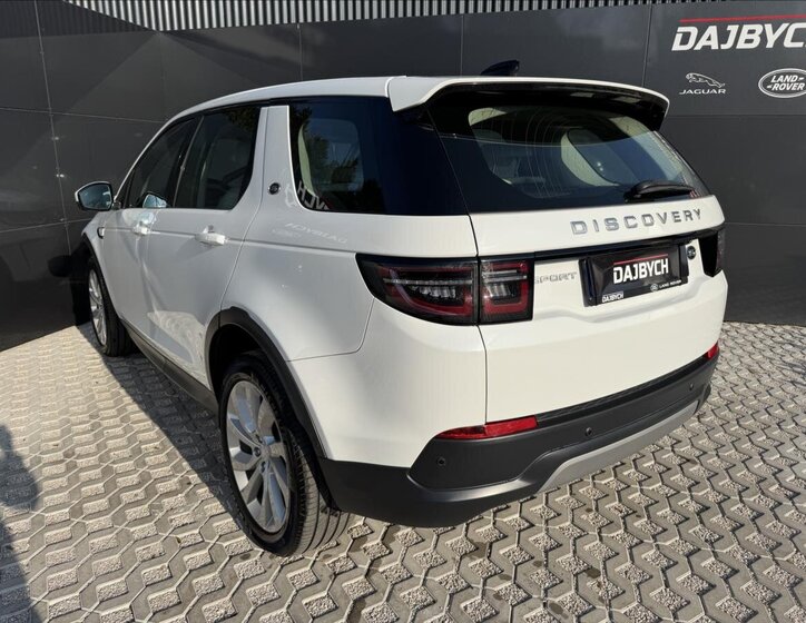 Land Rover Discovery Sport 6