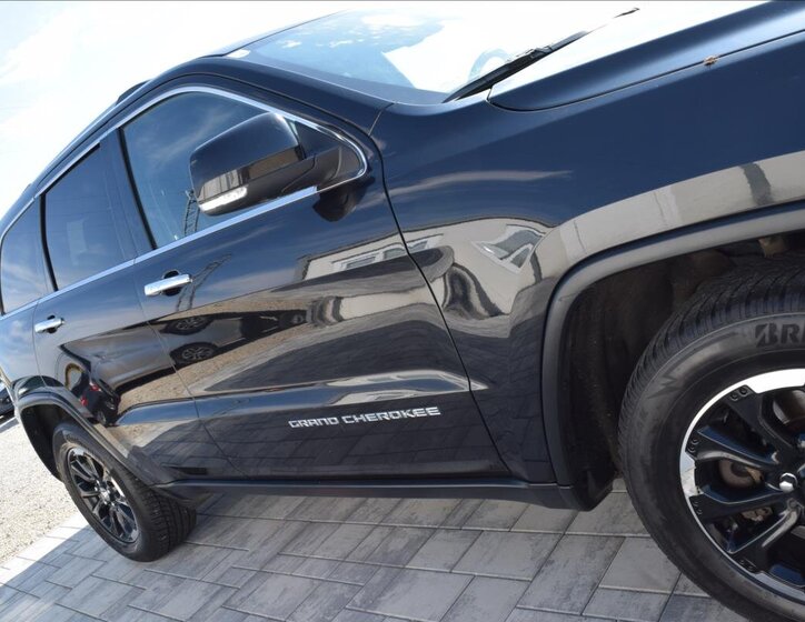 Jeep Grand Cherokee SUV 3,0 l 140 kw