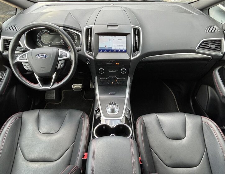 Ford S-MAX MPV 2,0 l 140 kw