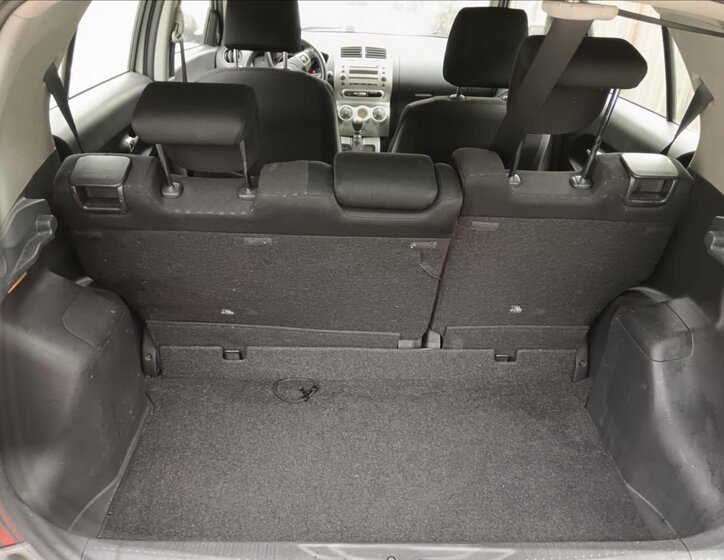 Toyota Urban Cruiser Hatchback 1,4 l 66 kw