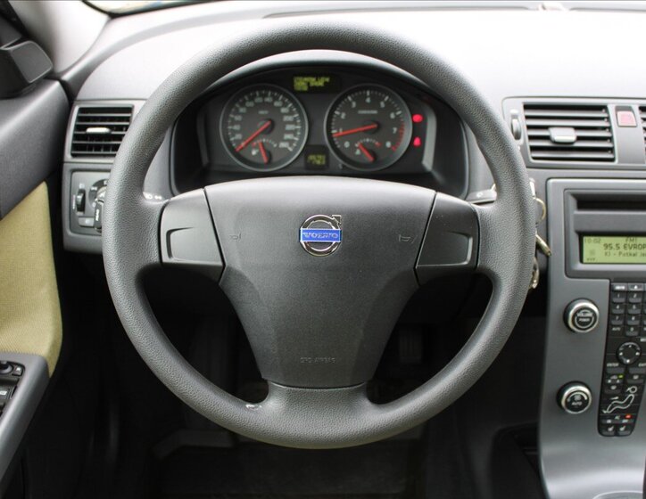 Volvo S40 Sedan / Limuzína 2,4 l 125 kw