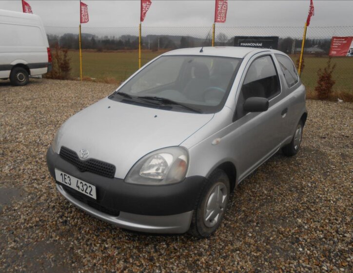 Toyota Yaris Hatchback 998,0 50 kw