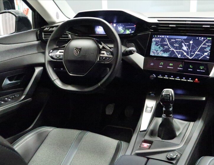 Peugeot 308 Kombi 1,2 l 96 kw