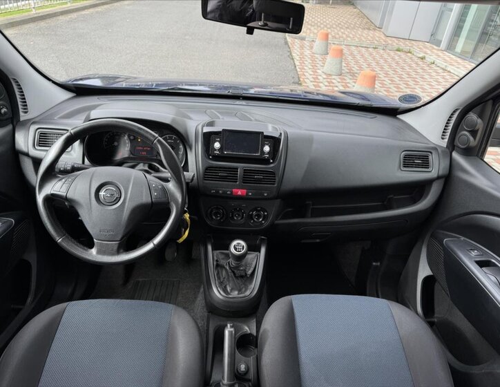 Opel Combo MPV 1,6 l 77 kw