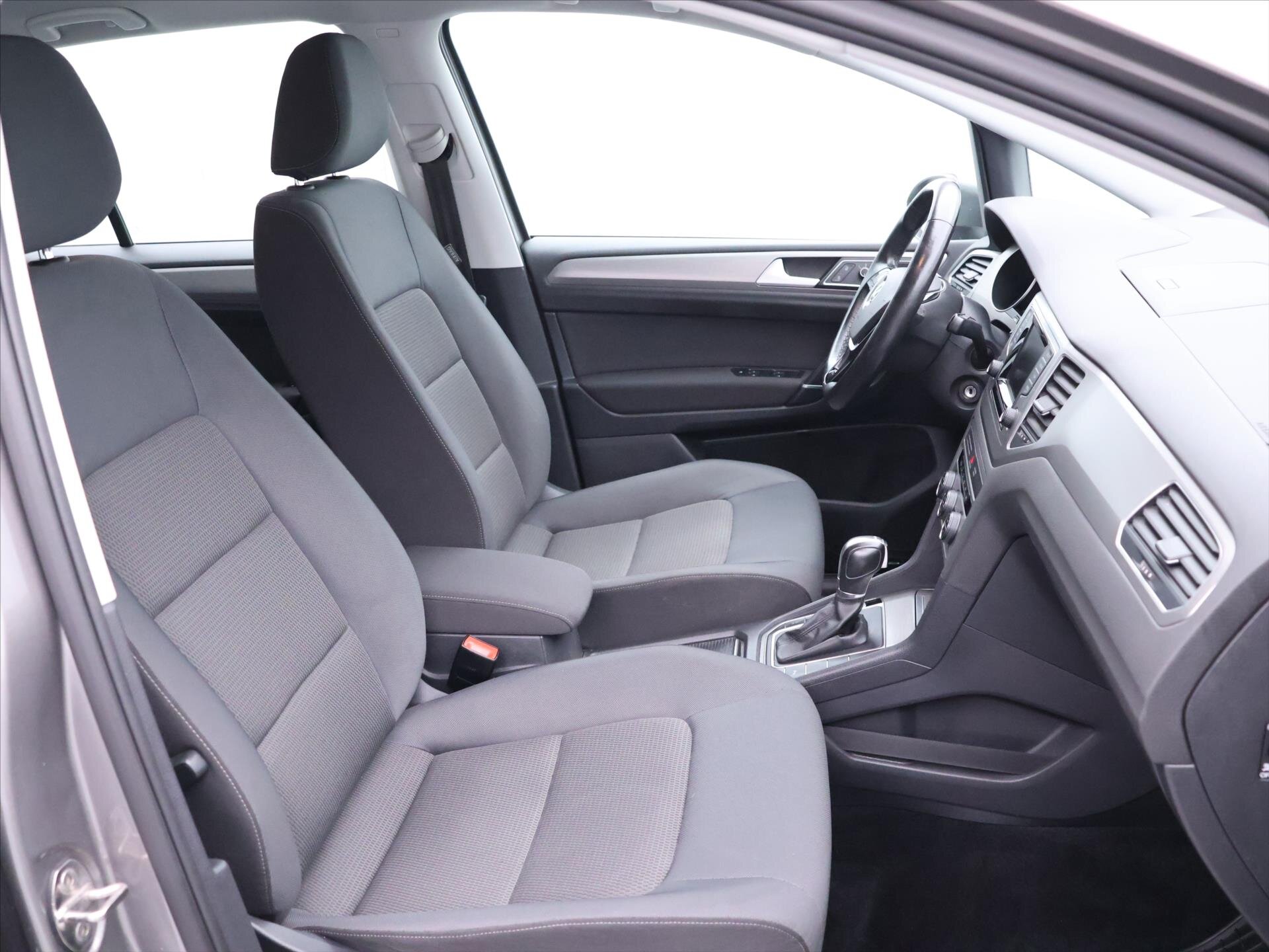 Volkswagen Golf Sportsvan MPV 1,4 l 92 kw