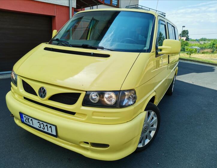 Volkswagen Multivan 2