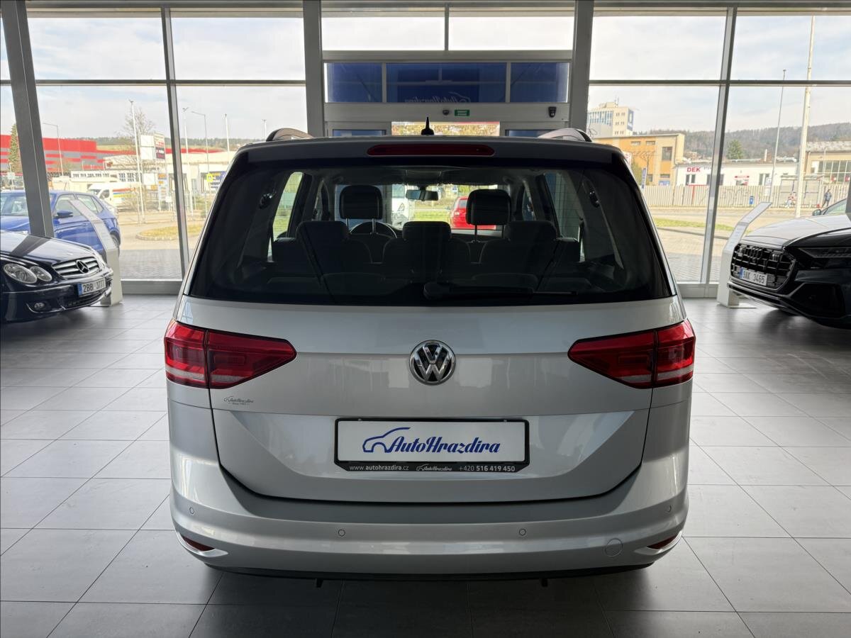 Volkswagen Touran Kombi 1,2 l 81 kw