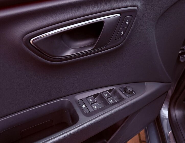 Seat Leon Hatchback 1,4 l 92 kw