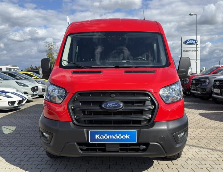 Ford Transit 8