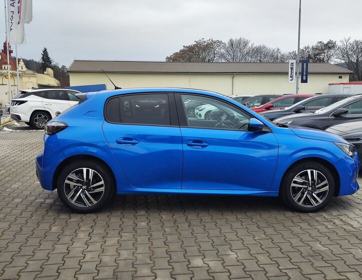 Peugeot 208 Hatchback 1,2 l 74 kw