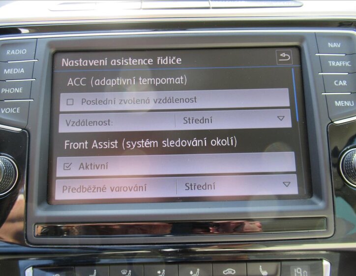 Volkswagen Passat Kombi 2,0 l 140 kw