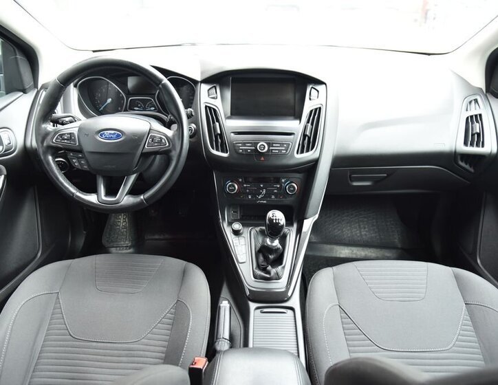 Ford Focus Kombi 1,5 l 110 kw