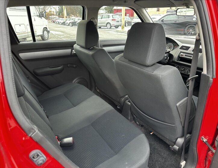 Suzuki Swift Hatchback 1,3 l 67 kw