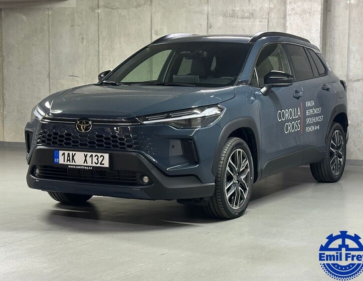 Toyota Corolla Cross 1