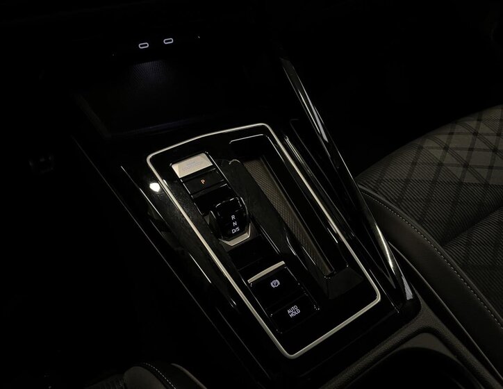 Volkswagen Golf Hatchback 1,5 l 110 kw