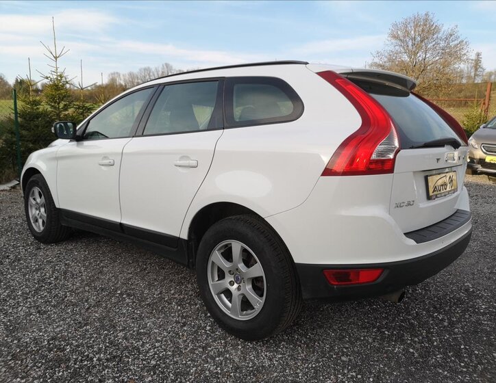 Volvo XC60 Kombi 2,4 l 136 kw