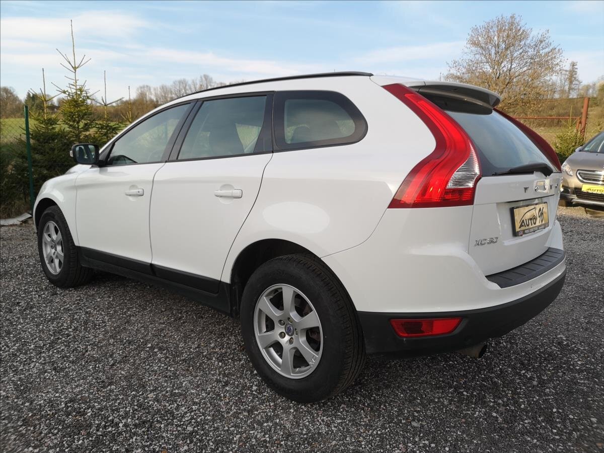 Volvo XC60 Kombi 2,4 l 136 kw