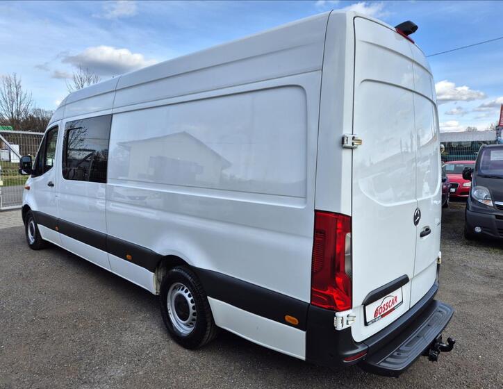 Mercedes-Benz Sprinter 3