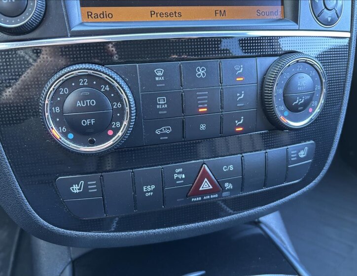 Mercedes-Benz Třídy R Kombi 3,0 l 165 kw