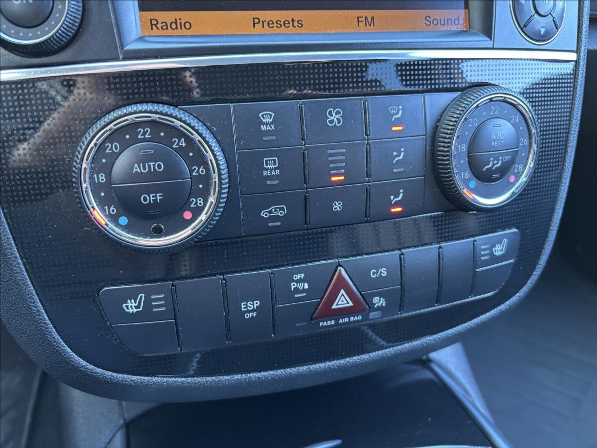 Mercedes-Benz Třídy R Kombi 3,0 l 165 kw