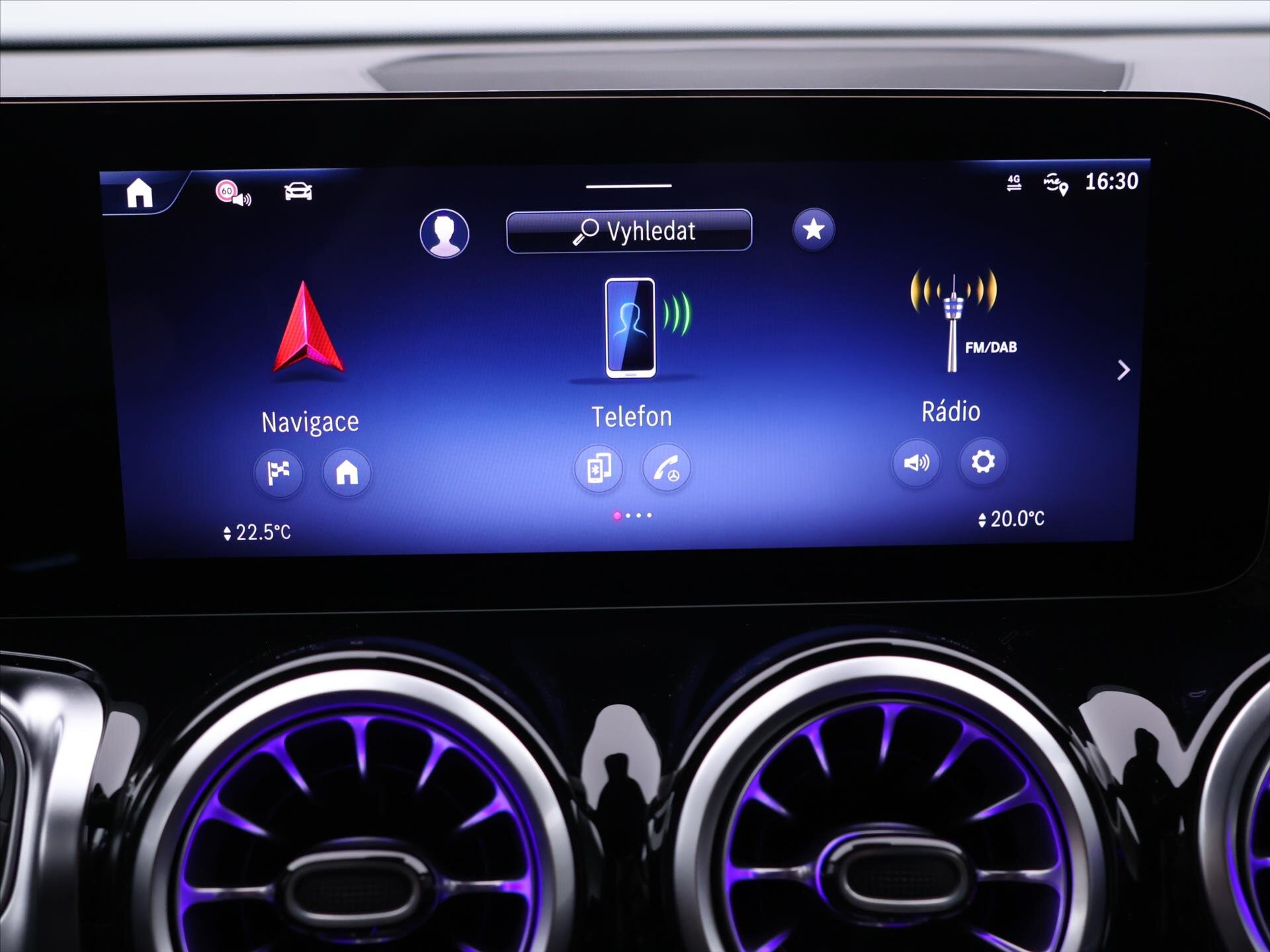 Mercedes-Benz GLB SUV / Terénní 2,0 l 110 kw