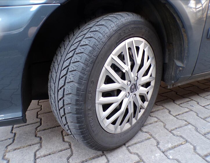 Seat Alhambra MPV 2,0 l 103 kw