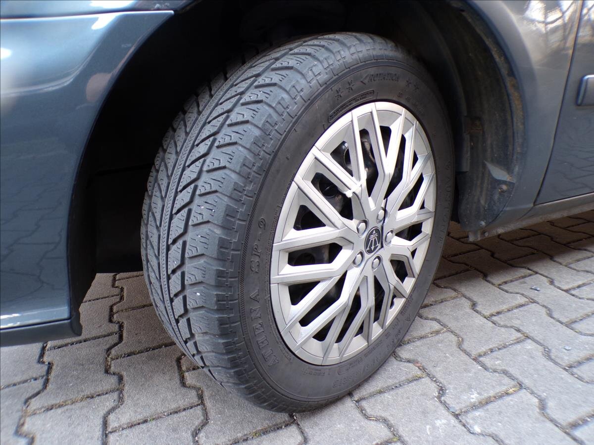 Seat Alhambra MPV 2,0 l 103 kw