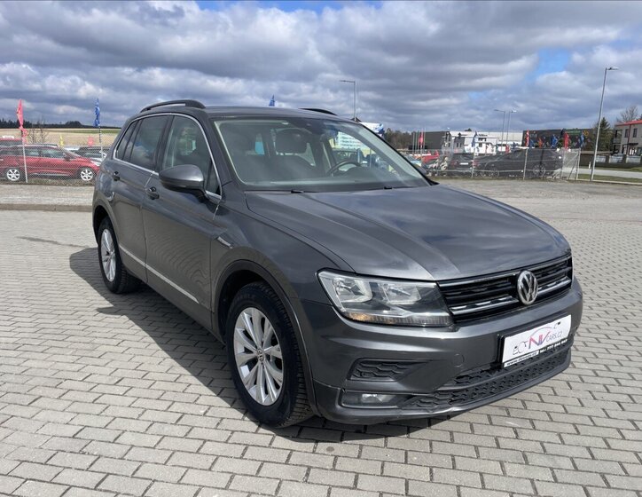 Volkswagen Tiguan SUV / Terénní 2,0 l 110 kw