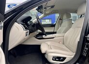 BMW Řada 7 17