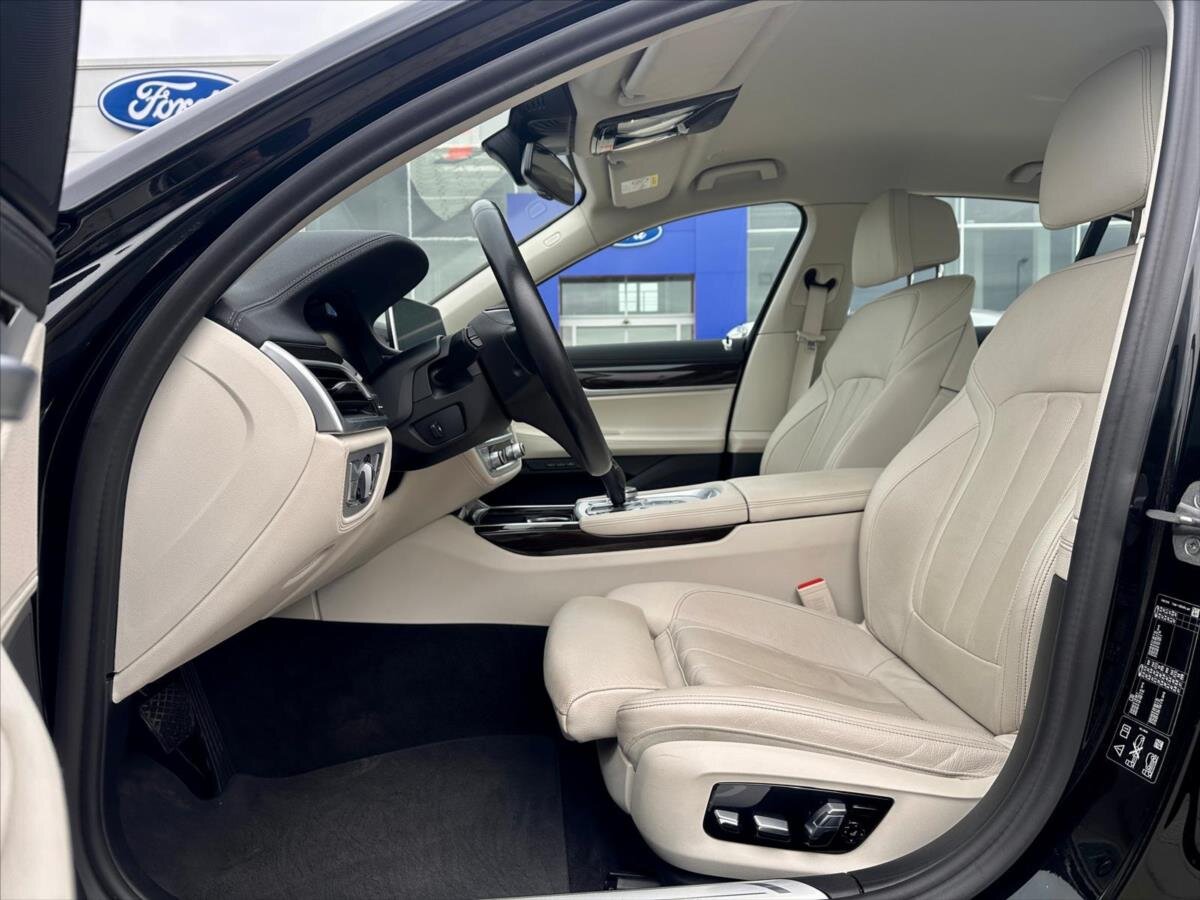 BMW Řada 7