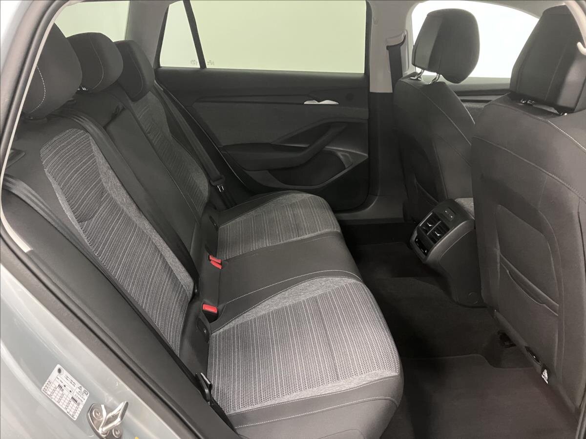 Škoda Superb Kombi 2,0 l 110 kw