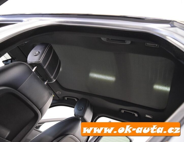 Land Rover Range Rover Velar SUV 2,0 l 150 kw