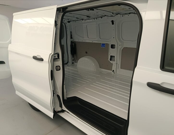 Volkswagen Transporter Skříň 2,0 l 110 kw