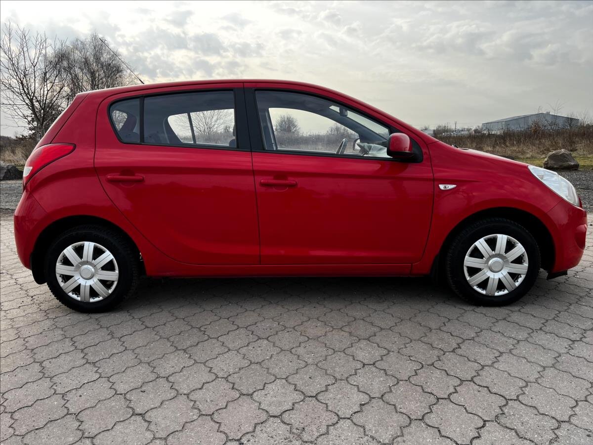 Hyundai i20 Hatchback 1,2 l 57 kw