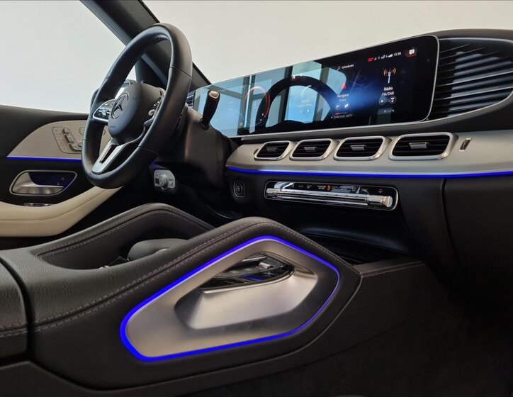 Mercedes-Benz GLE 16