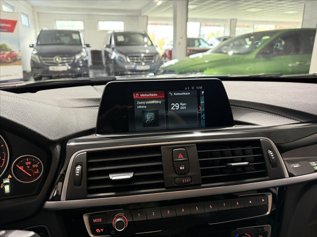 BMW Řada 3 Kombi 2,0 l 135 kw